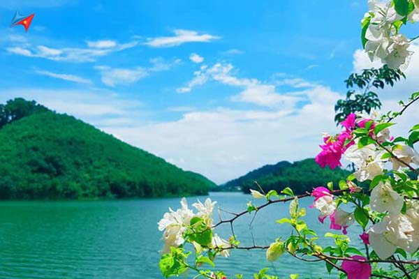 Nên đi du lịch Hồ Núi Cốc mùa nào đẹp nhất?