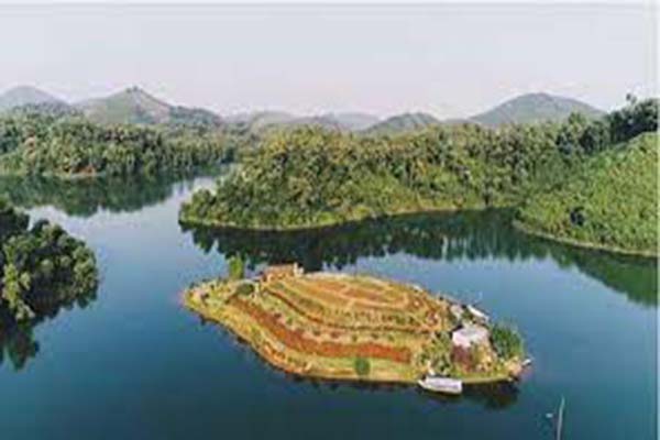 Cần tháo gỡ khó khăn gì cho du lịch Hồ Núi Cốc