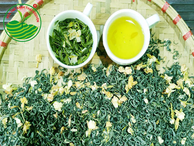 Cách làm trà sữa Olong lài thơm ngon đúng chuẩn quán + 5 công thức hot